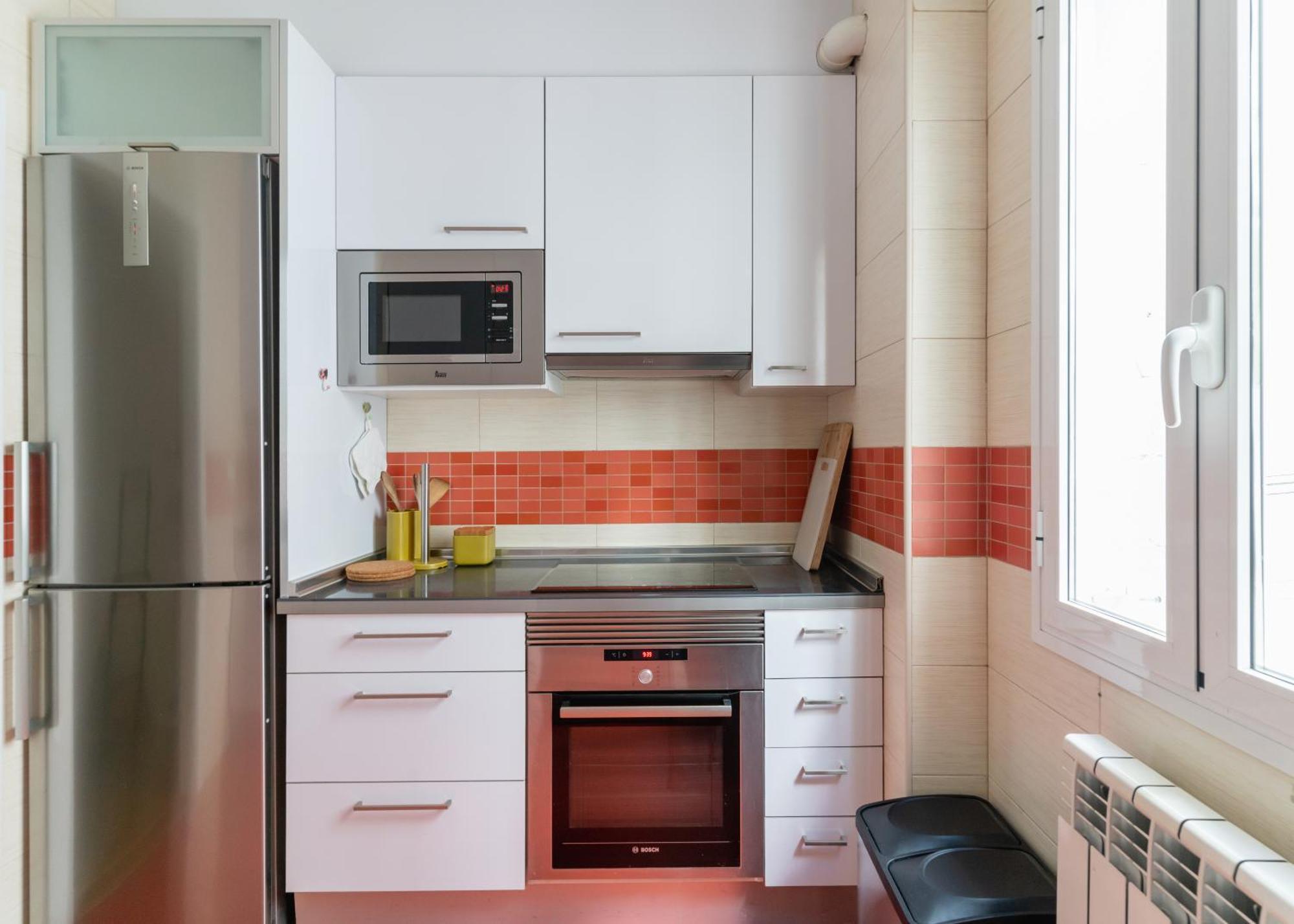 Bright Apartment-2bedrooms 1bathroom-delicias Madri